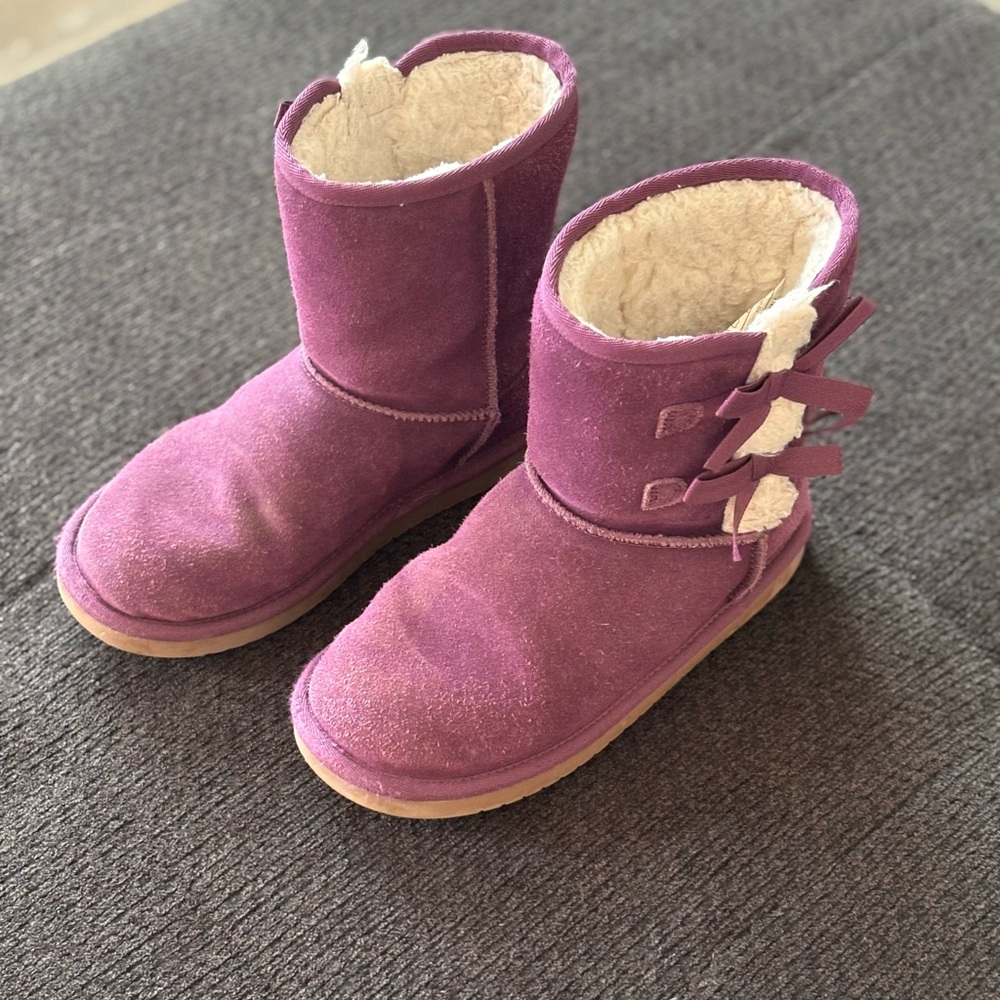 Girls' Koolaburra by UGG Victoria Short Boots